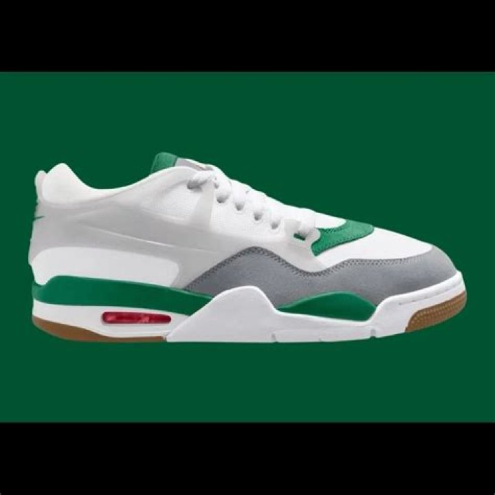 Air Jordan 4 RM “Pine Green” Receives Exclusive Mock-Up Look