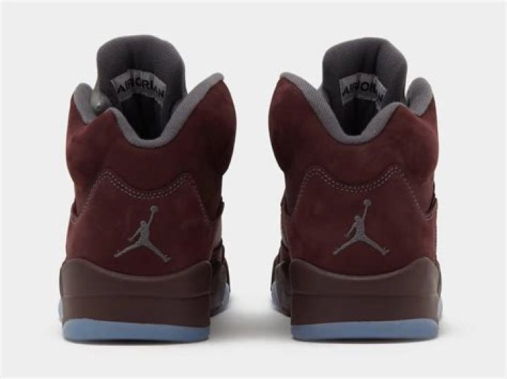 Air Jordan 5 