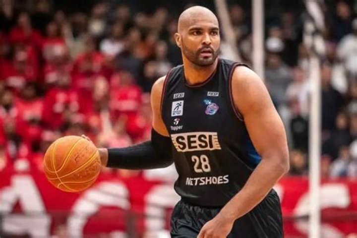 Aljon Mariano (Basketball Player) - Age, Birthday, Bio, Facts, Family, Net Worth, Height & More