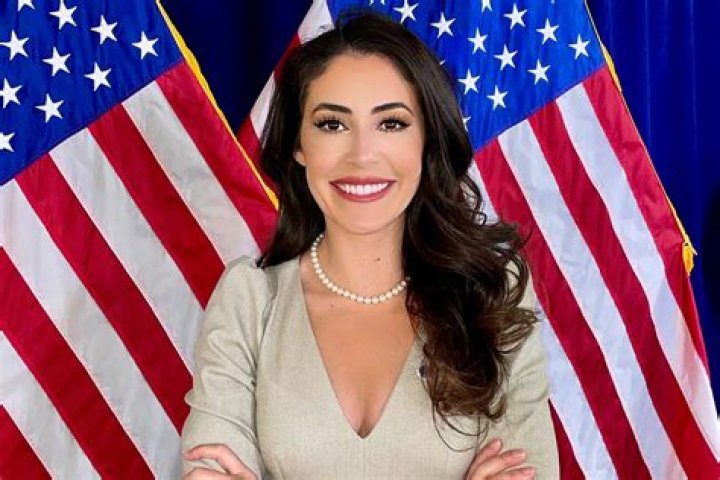 Anna Paulina Luna