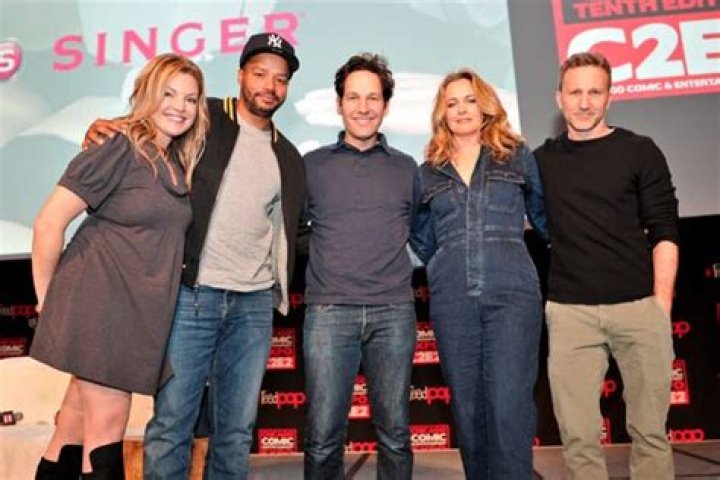 As If! ‘Clueless’ Stars Alicia Silverstone, Paul Rudd and More Reunite at C2E2 Panel