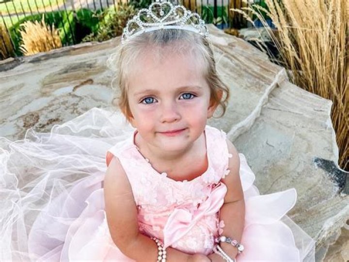 Blake Yeager (YouTube Star) - Age, Birthday, Bio, Facts, Family, Net Worth, Height & More