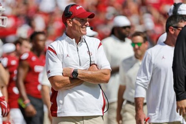 Brent Venables Teams Coached, Net Worth, Salary, Family, Contract, Oklahoma Coaching Job