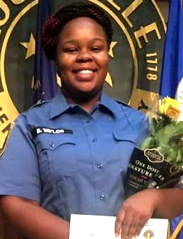 Breonna Taylor Biography, Age, Height, Husband, Net Worth, Family