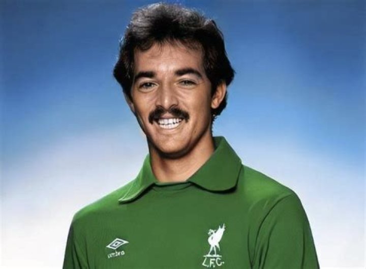 Bruce Grobbelaar (Soccer Player) - Age, Birthday, Bio, Facts, Family, Net Worth, Height & More