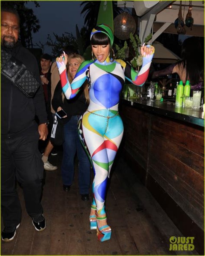 Cardi B Shows Off Sexy Curves In Leather Fit