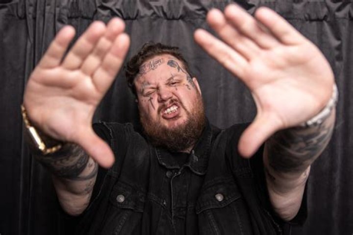 Country Singer With Tattoos On His Face Is Jelly Roll
