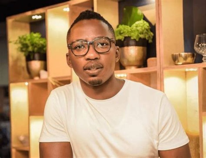 DJ Van (DJ) - Âge, anniversaire, biographie, faits, famille, valeur nette, taille et plus