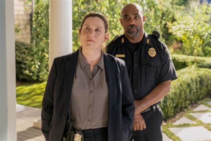 Donna Lynne Champlin Bio, Wiki, Age, Height, Husband, Net Worth