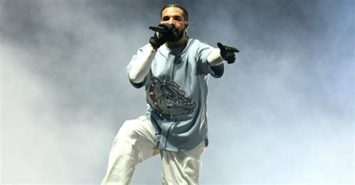 Drake Has Dreamville Crowd Sing Whitney Houston’s “I Will Always Love You” To J. Cole