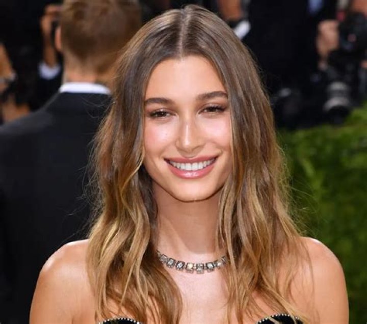 Hailey Bieber (Model) - Age, Birthday, Bio, Facts, Family, Net Worth, Height & More
