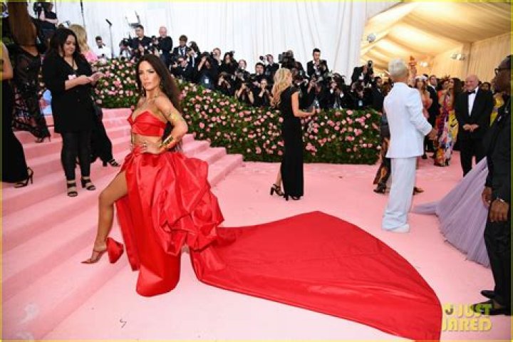 Halsey Explains the ‘Understandably Painful Reason’ Why They Skipped the 2021 Met Gala
