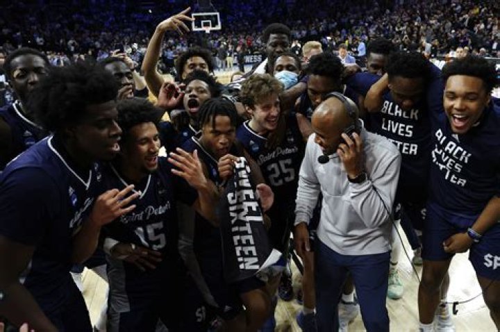 How Many Kids Does Shaheen Holloway Have? Everything To Know About St. Peter’s Peacocks Coach Family