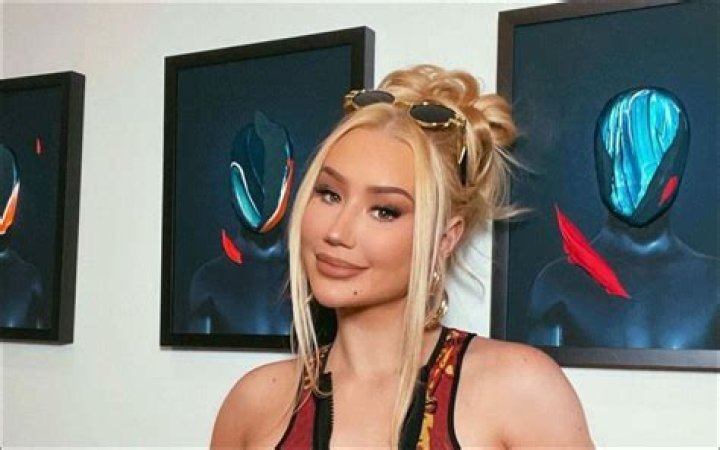 Iggy Azalea Details Weird OnlyFans Requests, Continues Her Thirst Trap Streak