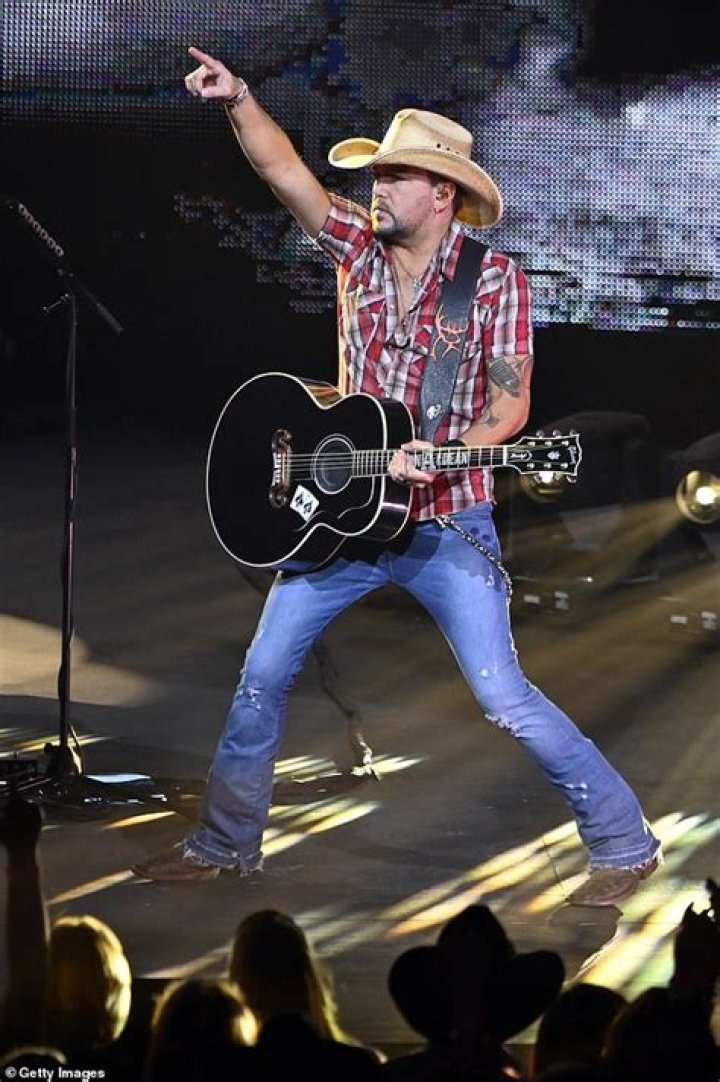 Jason Aldean Returns to Vegas to Begin the “Healing Process” Following Mass Shooting