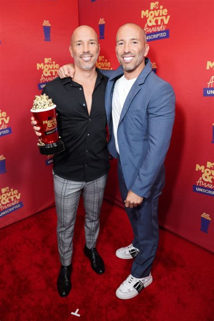 Jason Oppenheim Height: How old tall is Jason Oppenheim?