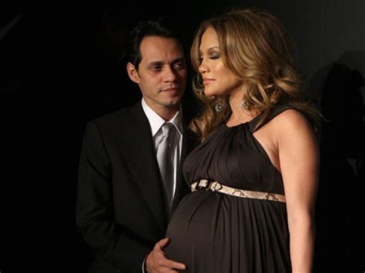 Jennifer Lopez Pregnant —Moving Back to New York City For Baby!