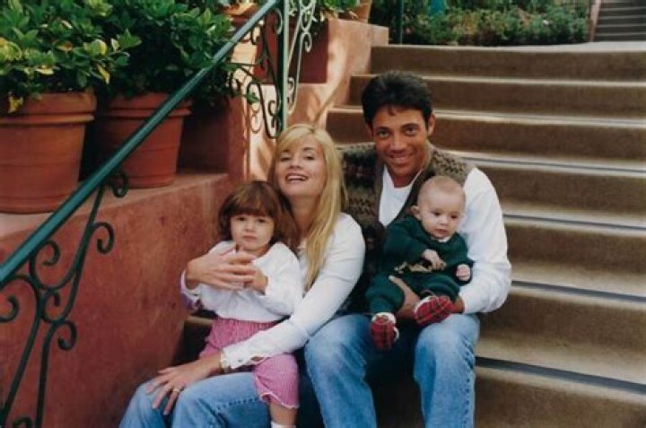 Jordan Belfort Biography, Age, Height, Wife, Net Worth, Family