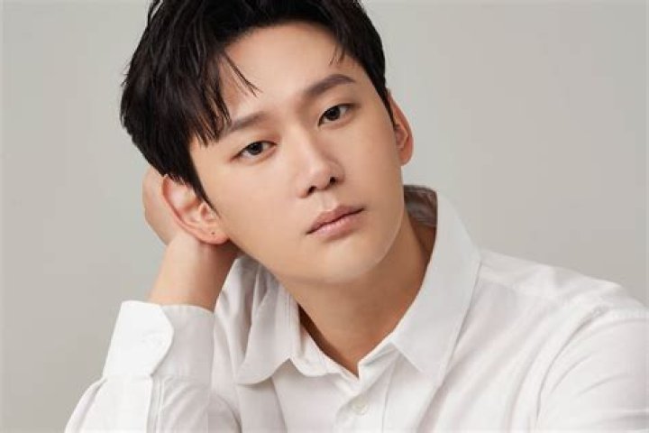 Kwon Soo-hyun Biography, Age, Height, Wife, Net Worth, Family