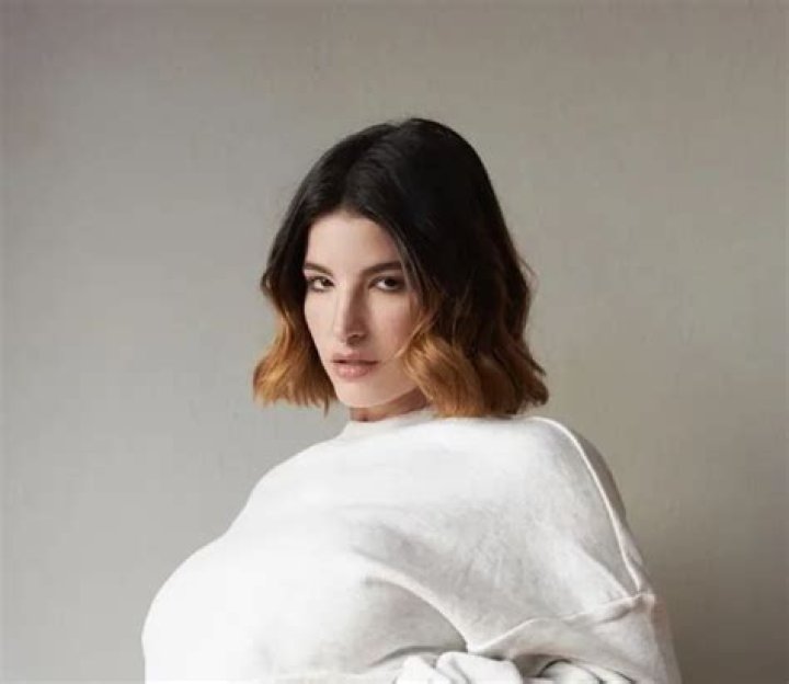 LaSirena69 Biography, Age, Height, Husband, Net Worth, Family