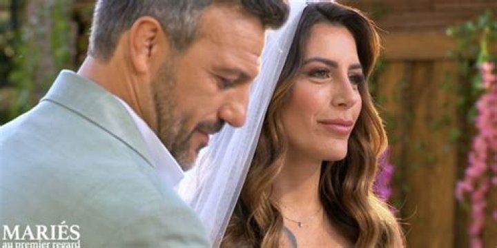 Le Dr Oakley et Shane sont-ils toujours mariés?