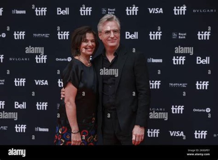 Linus Roache Biography, Age, Height, Wife, Net Worth, Family