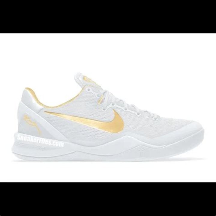 Nike Kobe 8 Protro “White/Metallic Gold” First Look