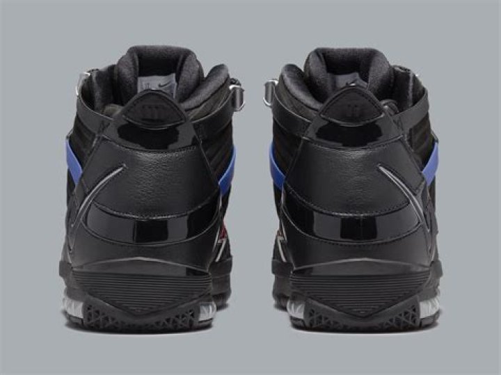Nike Zoom LeBron 3 