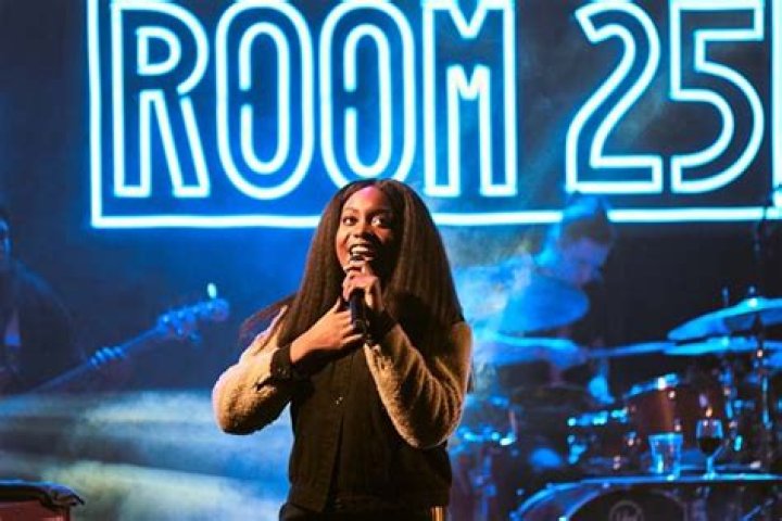 Noname Closes Out 