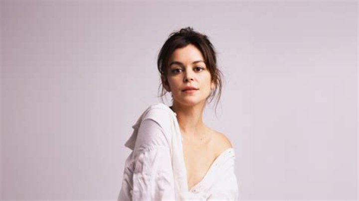 Nora Zehetner Biography, Age, Height, Husband, Net Worth, Family