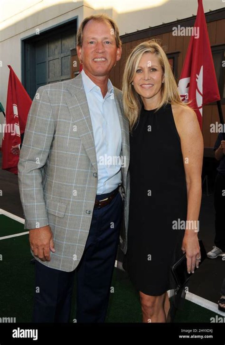 Rick Neuheisel Biography, Age, Height, Wife, Net Worth, Family