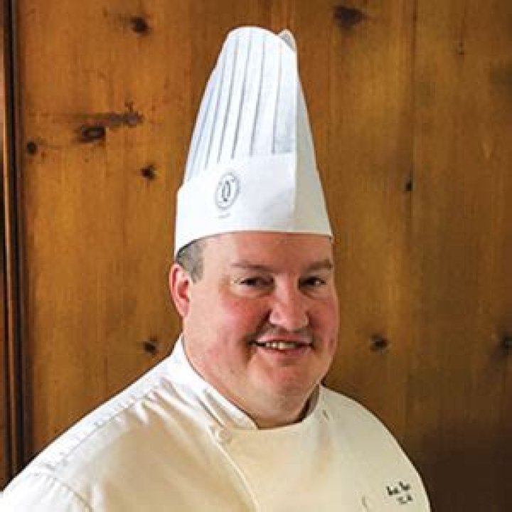 Ryan Scott (Chef) - Age, Birthday, Bio, Facts, Family, Net Worth, Height & More