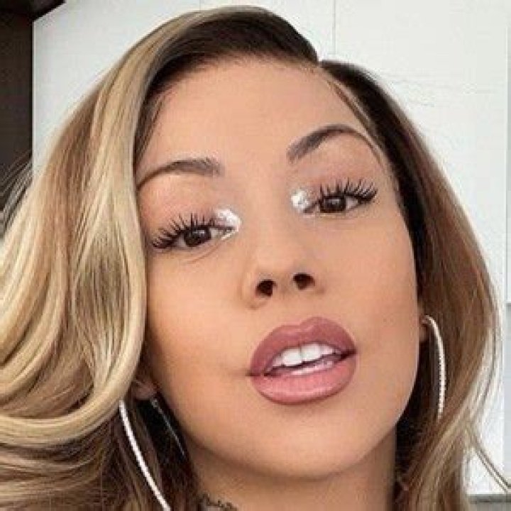 Salice Rose (Instagram Star) - Age, Birthday, Bio, Facts, Family, Net Worth, Height & More