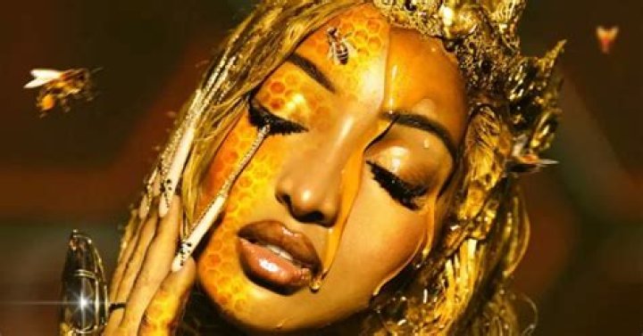 Shenseea Switches Up Her Look For Sultry New 
