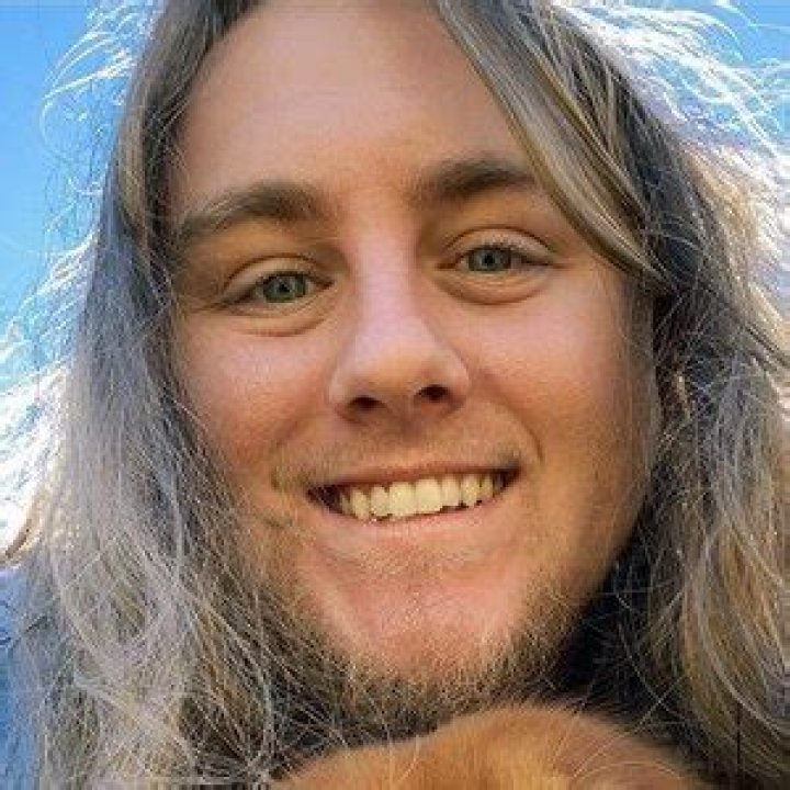 SnipingSoup (YouTube Star) - Age, Birthday, Bio, Facts, Family, Net Worth, Height & More