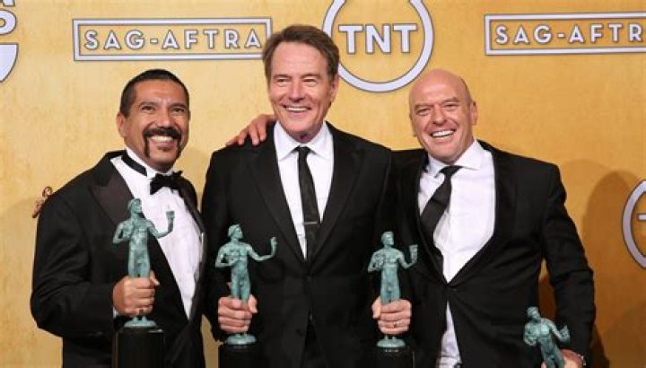 Steven Michael Quezada (TV Actor) - Age, Birthday, Bio, Facts, Family, Net Worth, Height & More