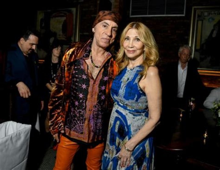 Steven Van Zandt Biography, Age, Height, Wife, Net Worth, Family