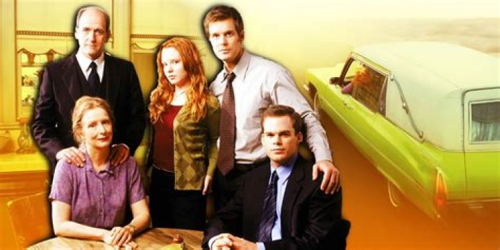 Što se dogodilo s Mitzi na Six Feet Under?