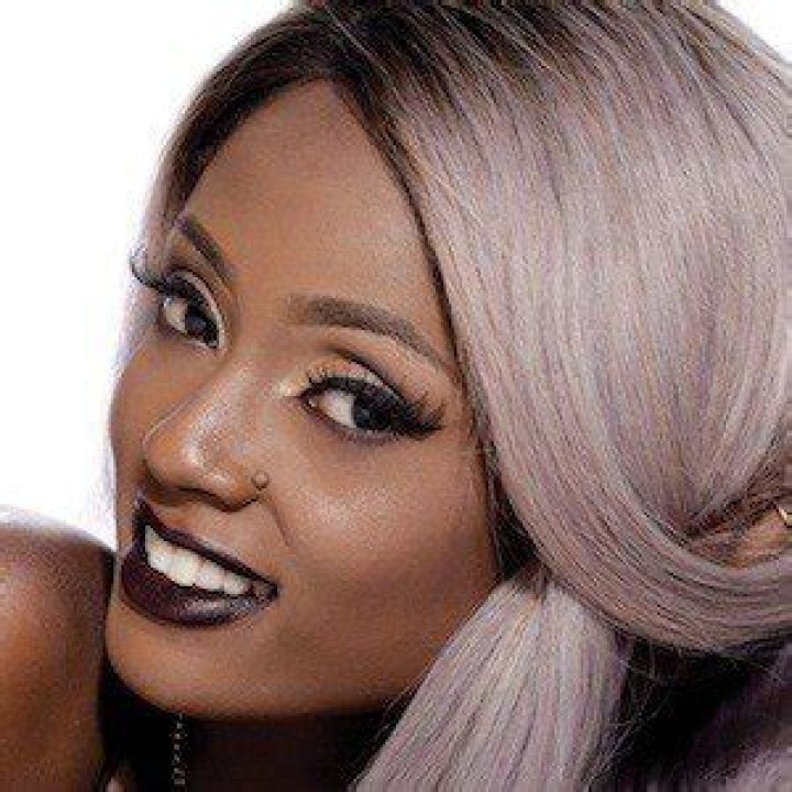 Vanessa Mdee (Pop Singer) - Age, Birthday, Bio, Facts, Family, Net Worth, Height & More