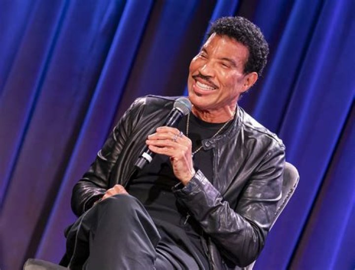 What is Lionel Richie’s nationality?