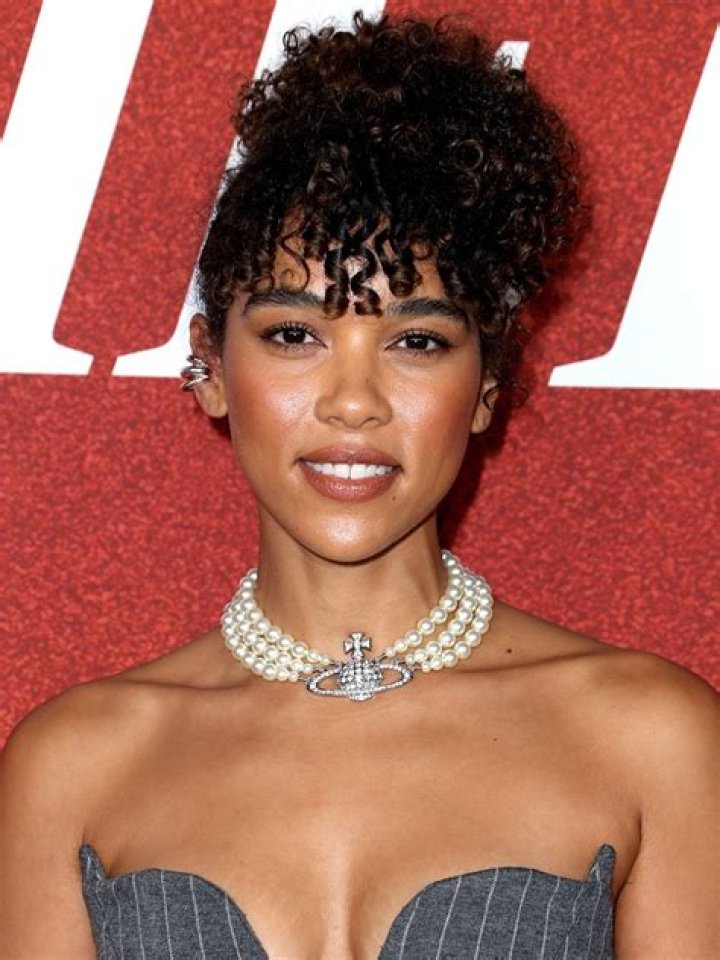 When was Alexandra Shipp born?
