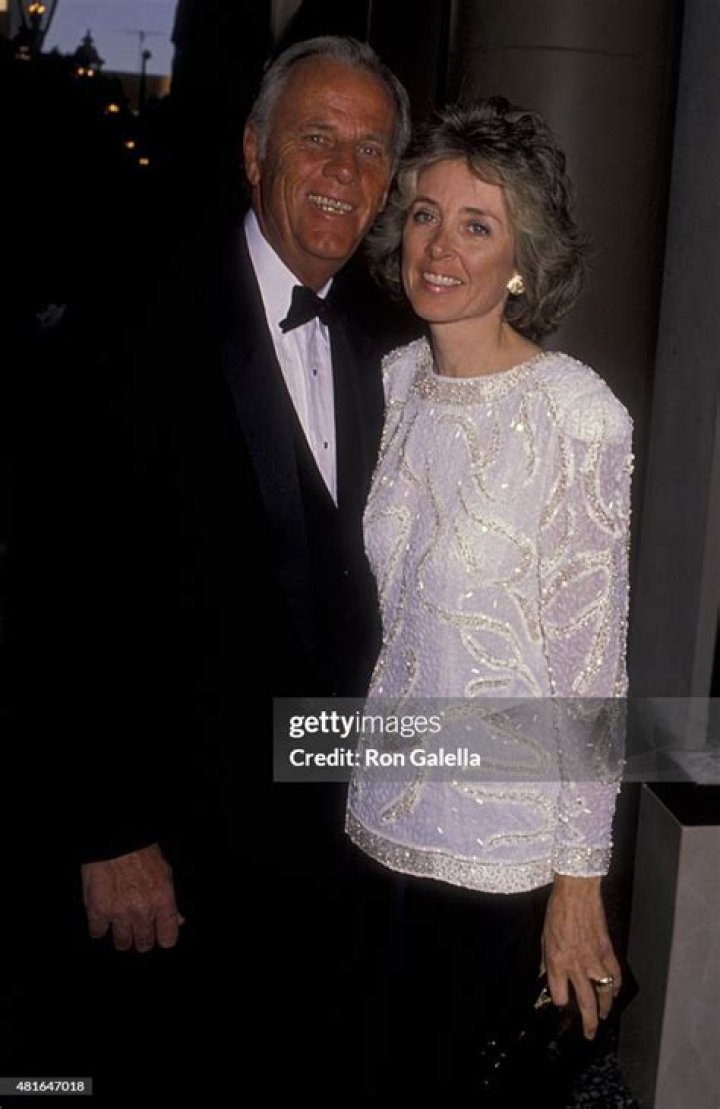 Who Is Ginny Fosdick? All We Know About Actor McLean Stevenson Wife