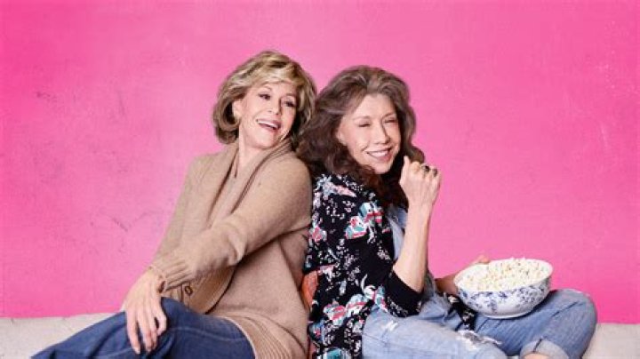 Who is the Drag Queen in grace and Frankie?