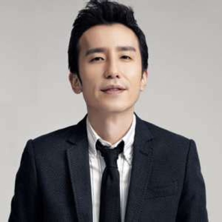 You Hee-yeol Biography, Age, Height, Wife, Net Worth, Family