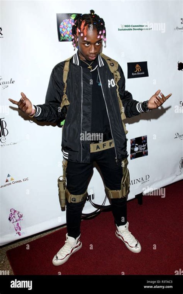 Zay Hilfiger – Celebsgraphy
